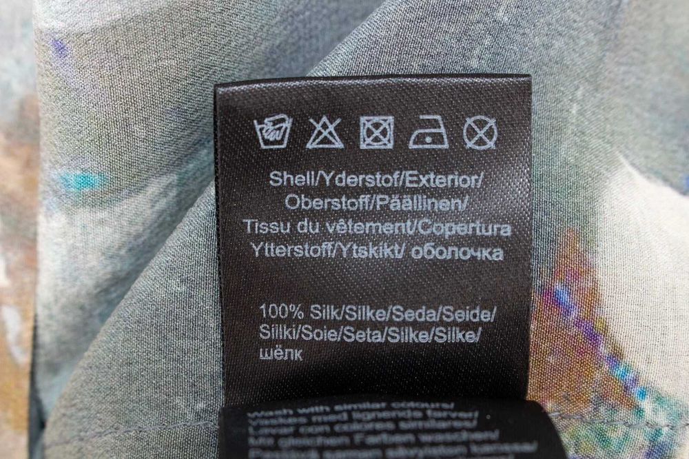 Gestuz дамска блуза от 100% коприна абстрактен принт 38