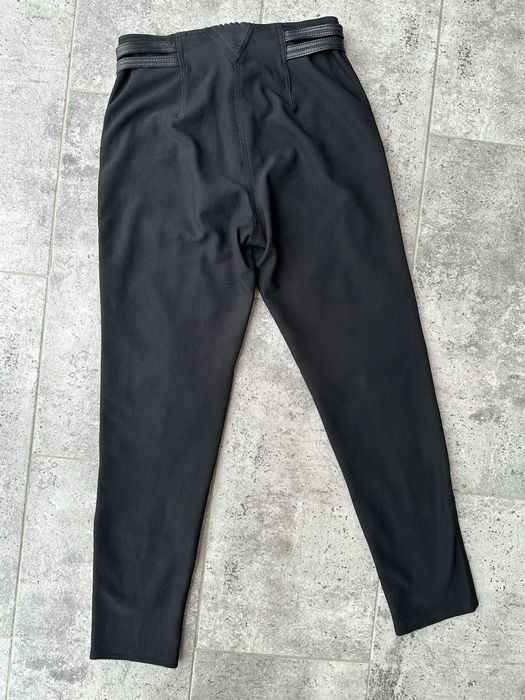 Pantaloni de piele noi
