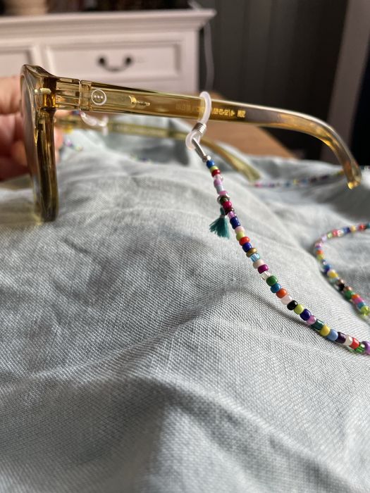 Ръчно изработена връзка за очила