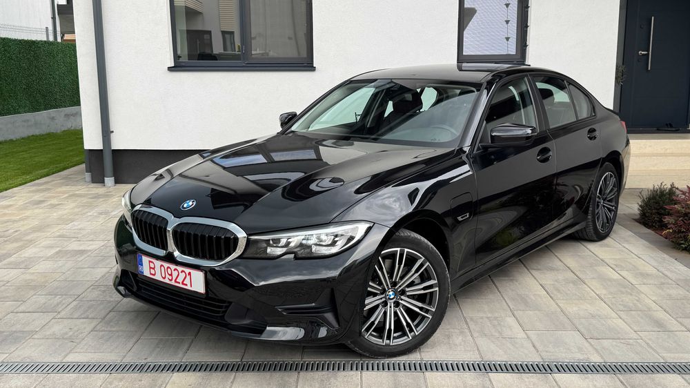 BMW 3 Series 2021