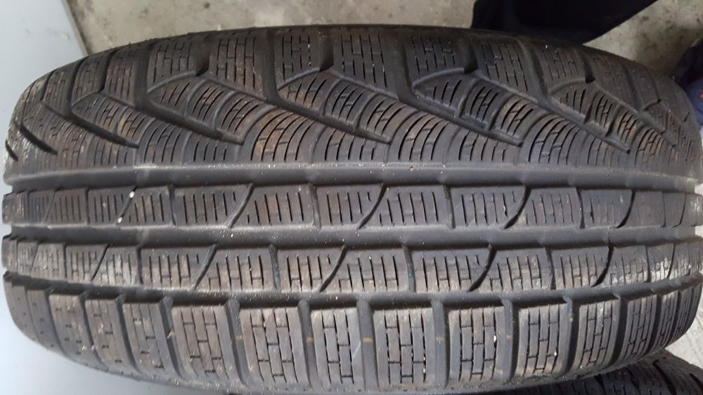 225 55 17 4 броя пирели дот 3516