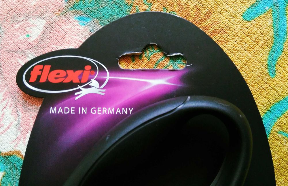 Автоматичен повод FLEXI за малки породи кучета. Нов.