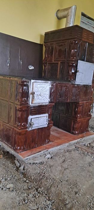 Sobă teracotă cu plită