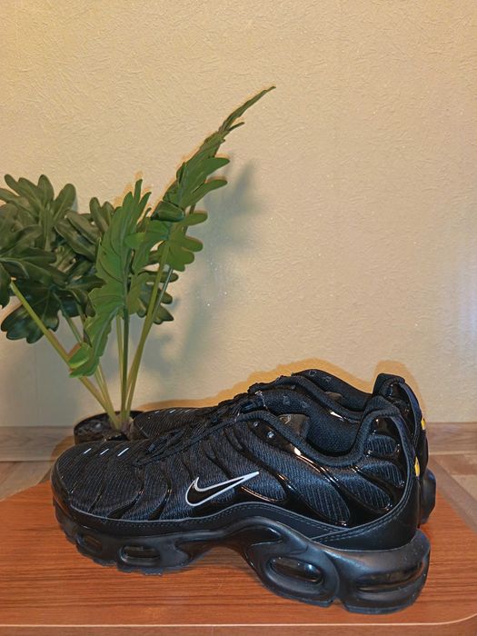 Чисто нови Nike Air Max Plus (TN) – Черен цвят / Номер 43