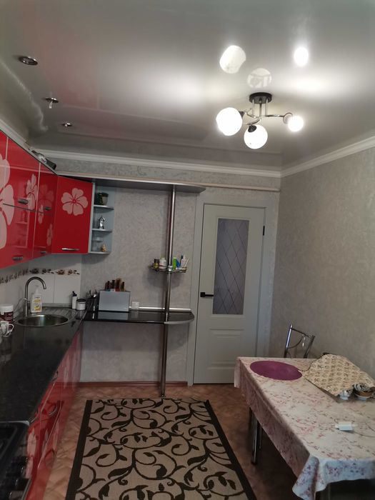 Продам срочно 3 х комнатную квартиру