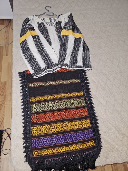 Costum popular Oltenia