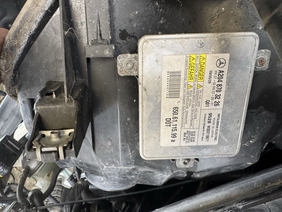 Би ксенон завиващи фарове за Mercedes GLK X204 преди фейслифт