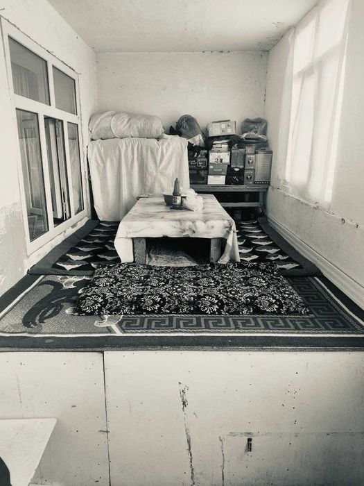 Своя Г. Чирчик, 1-мик 1комната               40 кв.м 2×6 балкон.2/1/4