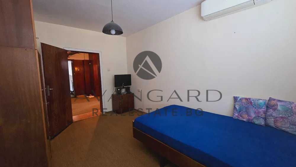 Продава се Многостаен апартамент в Пловдив, Христо Смирненски - 140 кв.м за 1443 €/кв.м - Снимка #10