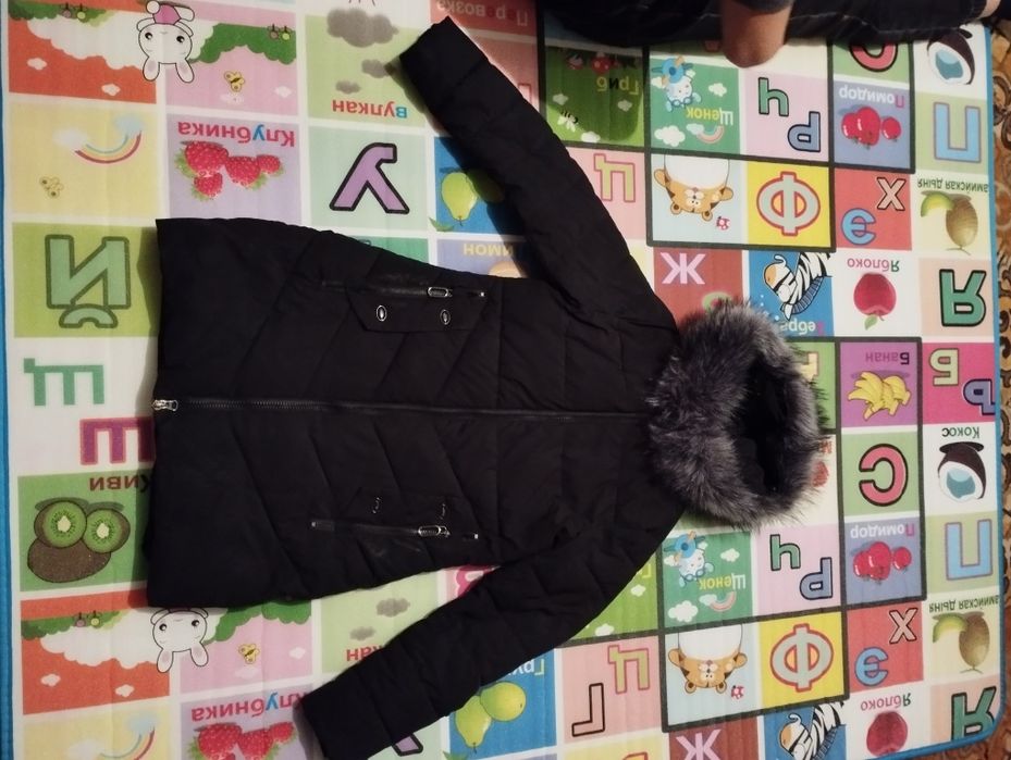 Продам зимнюю куртку