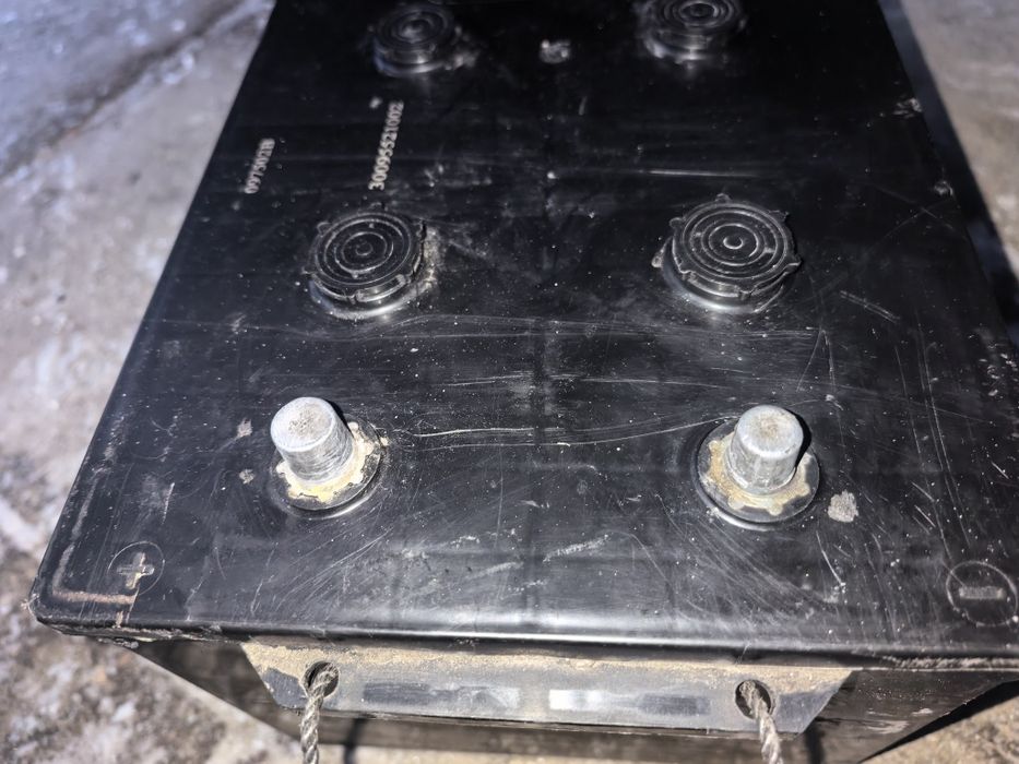 Продам аккумулятор 230 Ah