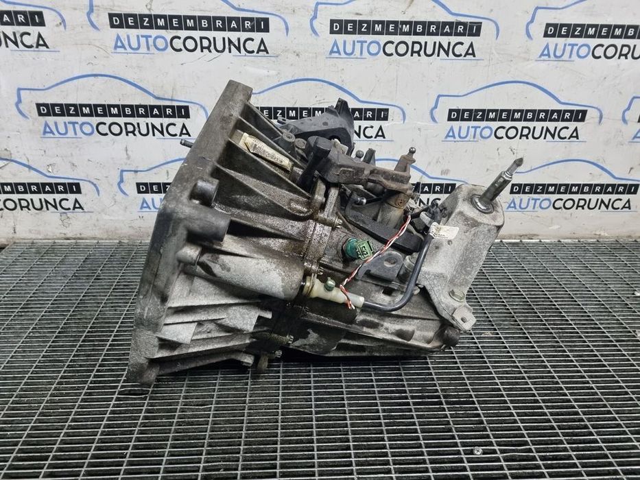 Cutie de viteze Nissan Qashqai J11 1.2 DIG - T Benzina 2013 - 2017 115CP Manuala 6 ...