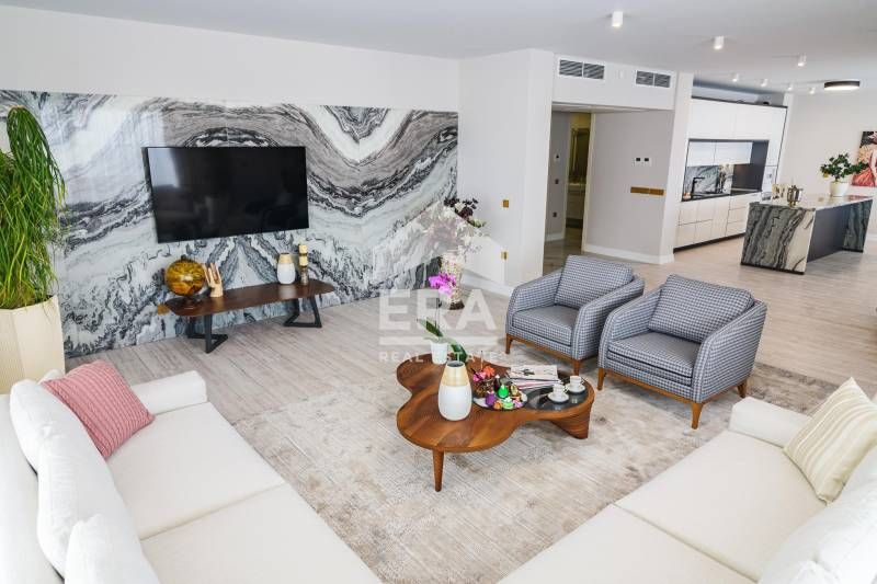 Акт 16! Луксозен панорамен четиристаен апартамент за продажба в затвор