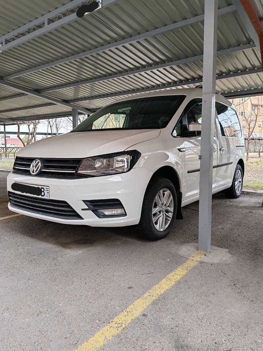 Volkswagen Caddy Trendline 2022 а’lo holatda, haqiqiy probeg.