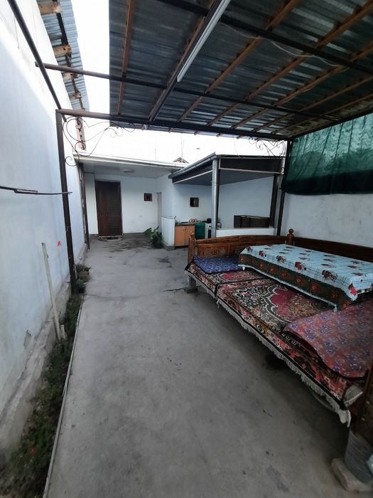 Ixcham va chiroyli uy sotiladi