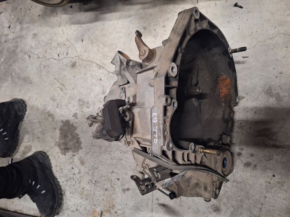 Ръчна скоростна кутия Alfa Romeo 1.9JTD -  147 / 156 Алфа Ромео 1.9ЖТД