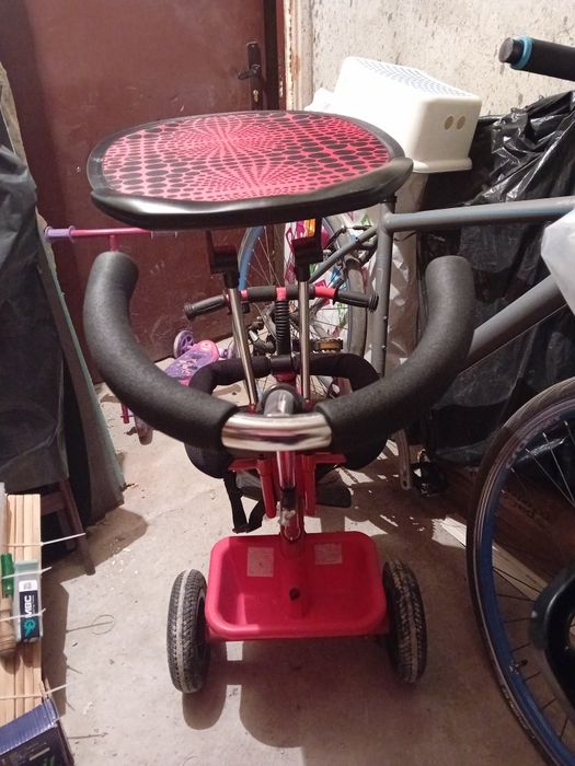 Детска триколка със сенник