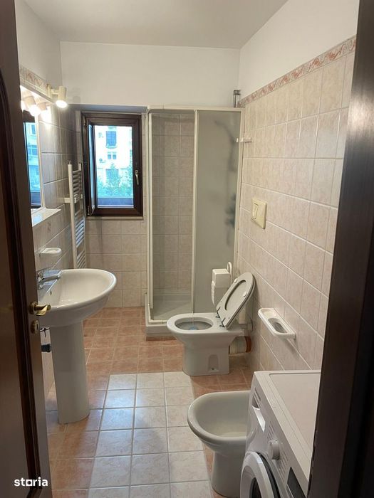 3  camere decebal unirii