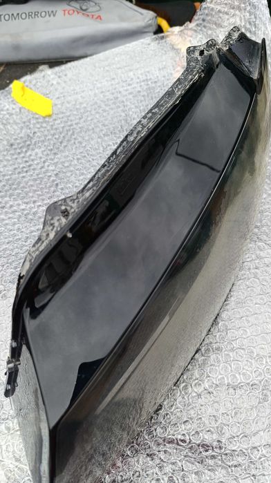 стъкло на ляв фар Audi A5