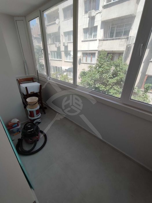 Продава се Тристаен апартамент в Варна, Лятно кино Тракия - 85 кв.м за 2177 €/кв.м - Снимка #8