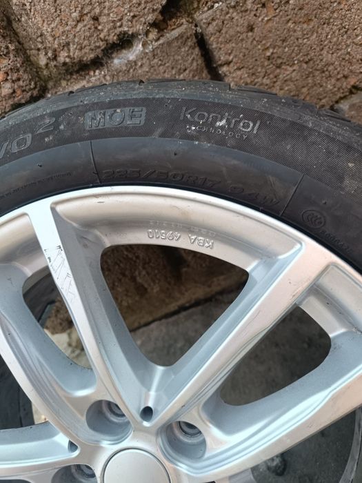 Vând genti  225/50R17+ cauciucuri Mercedes