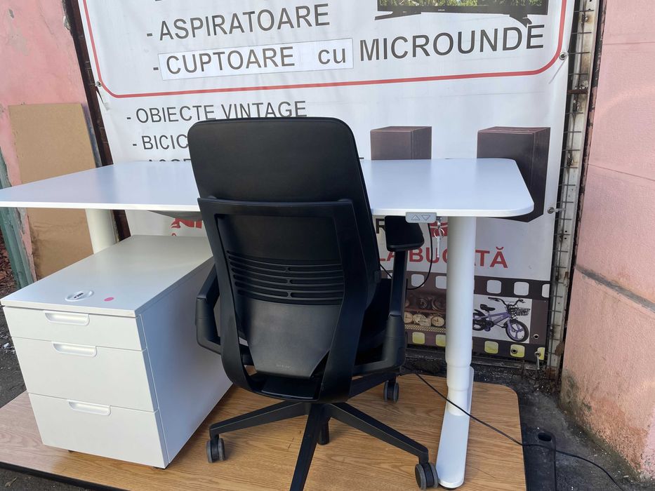 IKEA BEKANT Birou cu înălţime reglabilă ELECTRIC