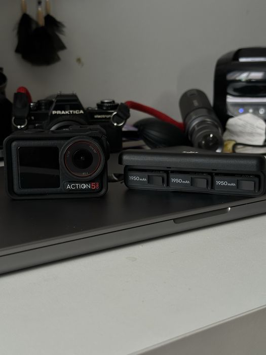 DJI Osmo Action 5 Pro Adventure Combo