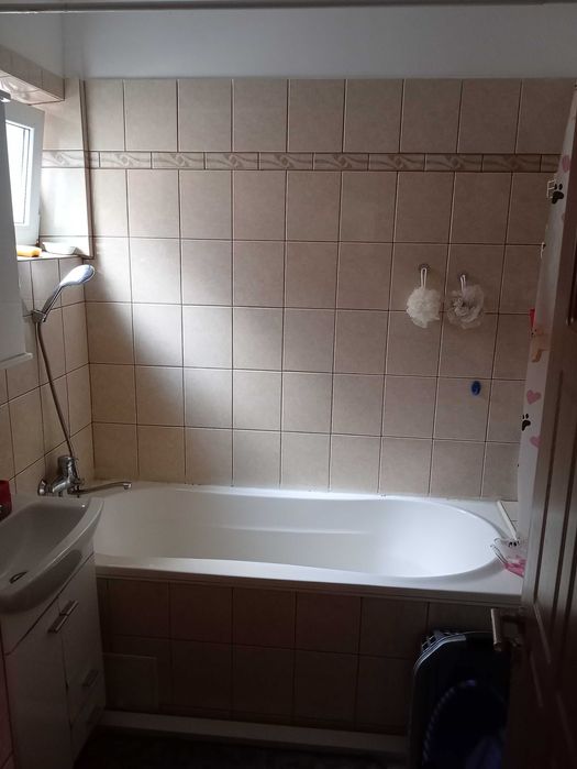 Vând apartament 3 camere m 16