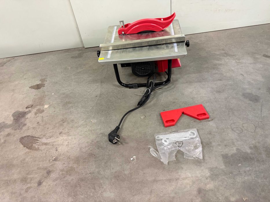 129991 Машина за плочки 600W ø180mm RD-ETC25