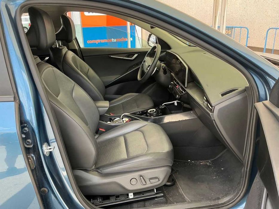 Kia Niro electric drive 204ks150 kW64kwh e-Emotion