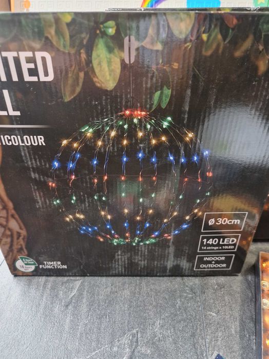 Топка от лампички