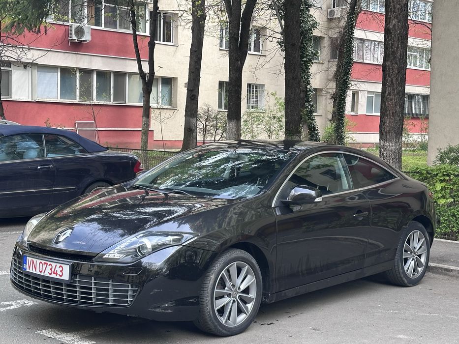 Renault Laguna Coupe 2013