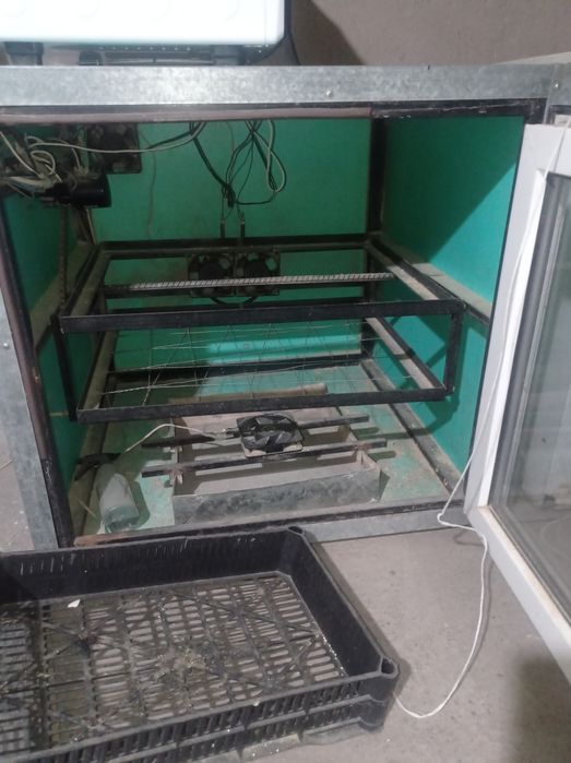 100 000.и 200 000 тенге