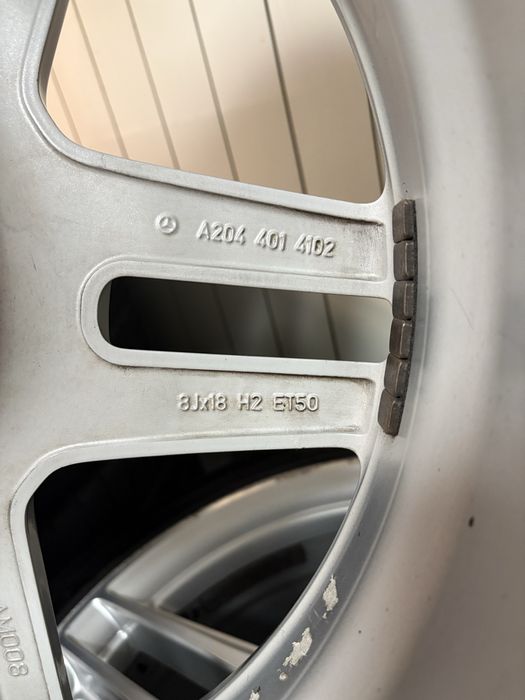 Джанти 18 AMG с летни гуми