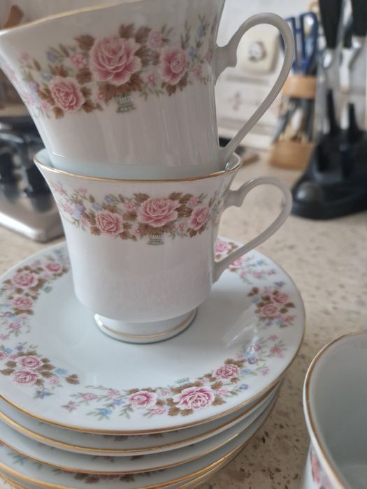 Чашки,блюдечки,пиалы