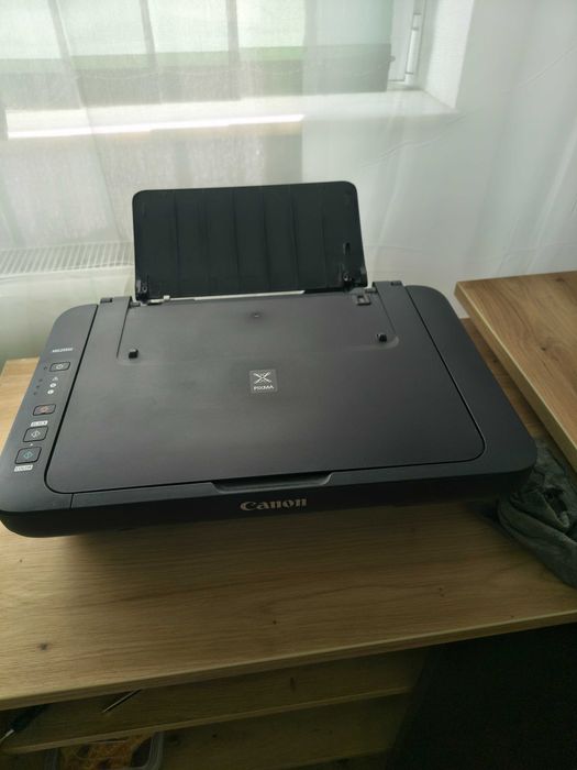 Vând multifuncțional Canon MG2550S
