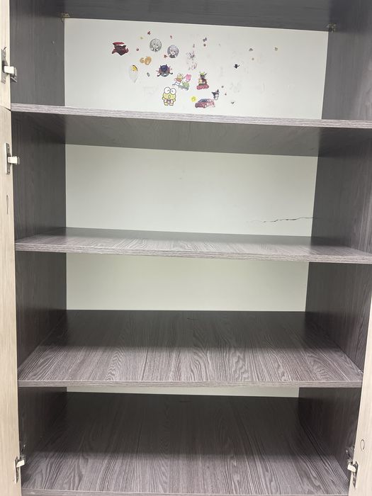 Продам шкаф б/у размер 140*90,