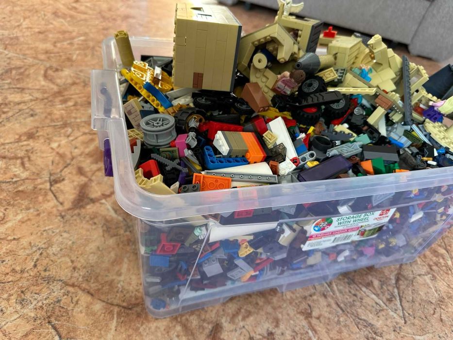 Конструктор  ЛЕГО хорошего качества