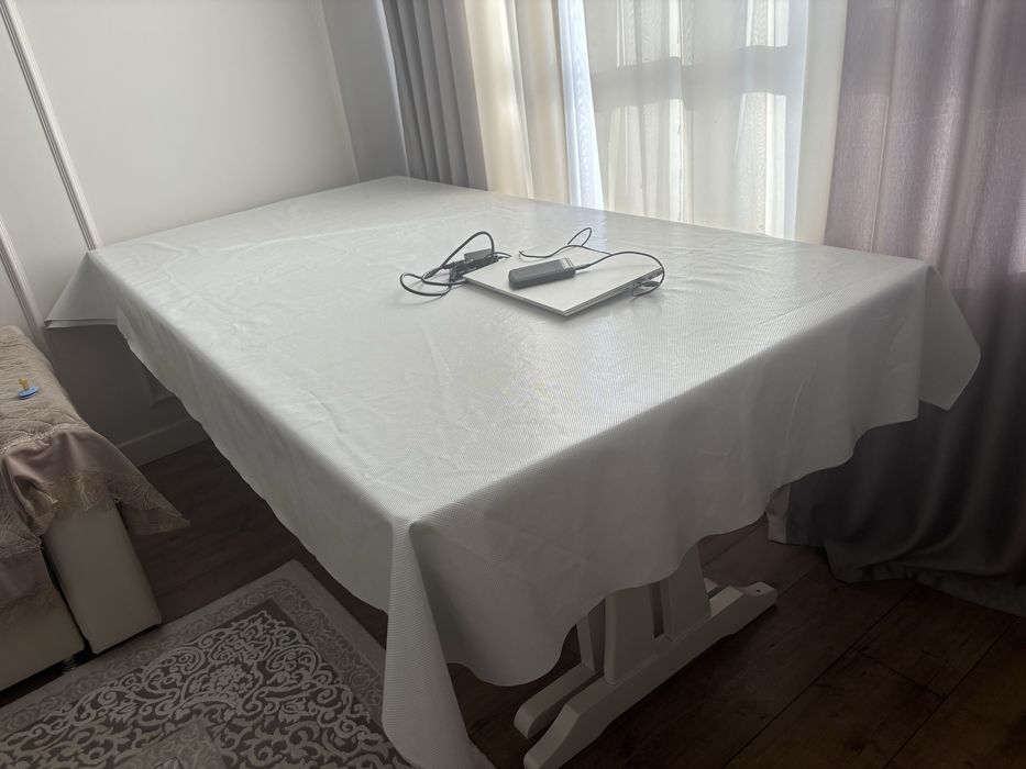 Продам стол, большой, очен вместительный