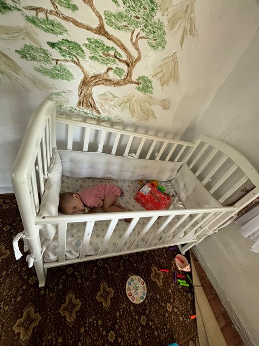 Детская кроватка
