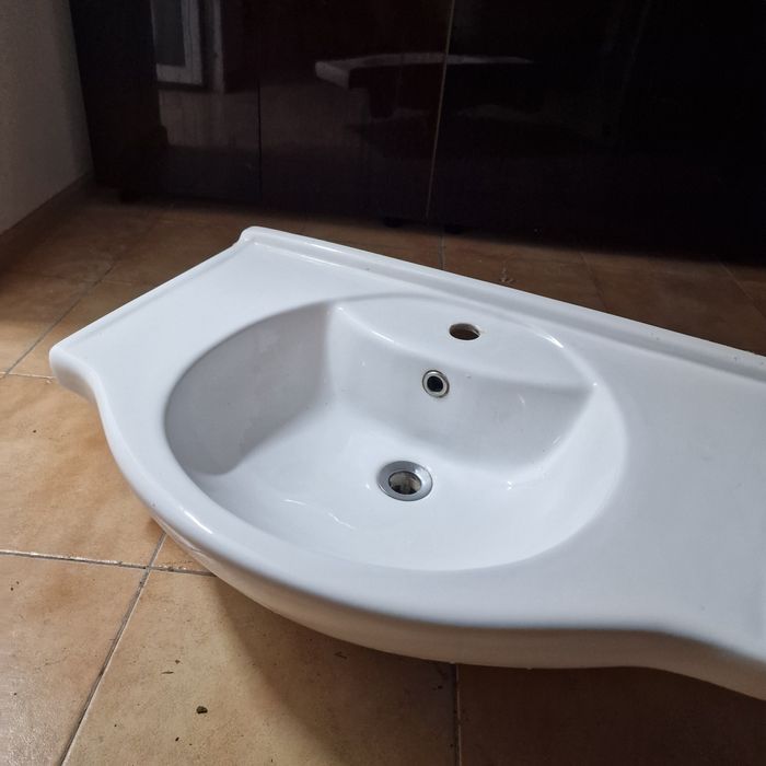 Chiuveta, Lavoar alb ceramic impecabil 75 cm latimea