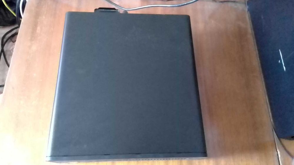 Hp Prodesk 400 G5 sff I3 8100 ram 8gb SSD 128gb WiFi bt