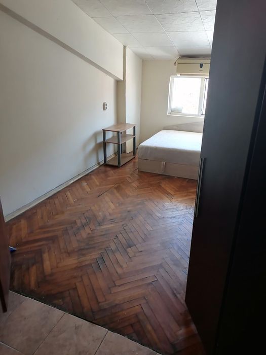 Дава се под наем Едностаен апартамент в Враца, Център - 30 кв.м за 127.5 € - Снимка #6