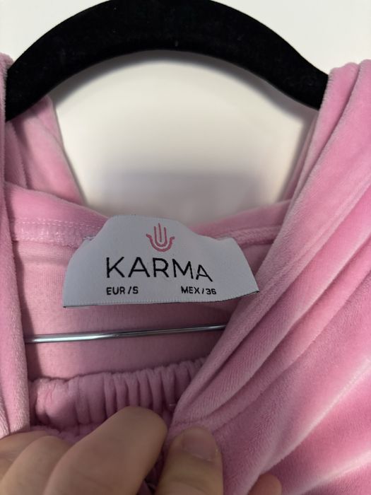 Екип Karma, с размер