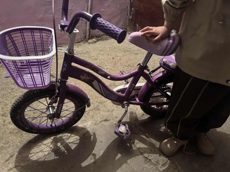 Қыздарға велосипед сатылад.