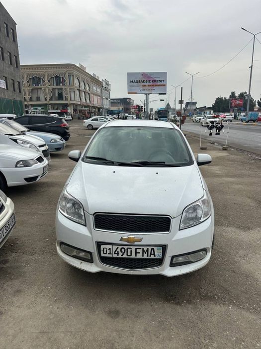 Nexia 3 avtomat bejoviy salon