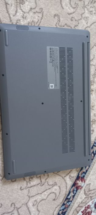 Lenovo ideapad 1