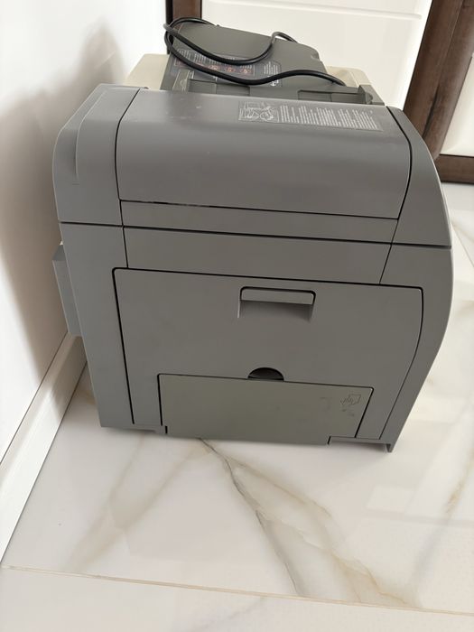 Imprimantă multifuncțională Canon iR1024iF – stare bună, funcțională