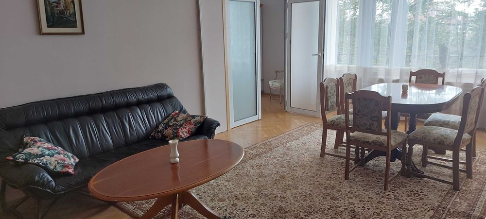 Дава се под наем Тристаен апартамент в София, Зона Б-18 - 100 кв.м за 747.66 € - Снимка #2