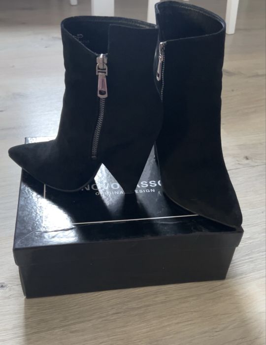 Продам женскую обувь